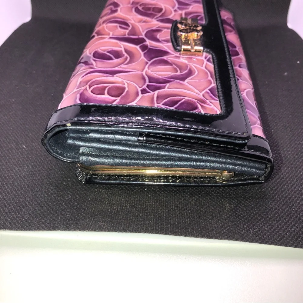 Anna Sui Dolce purple embossed kiss lock wallet
